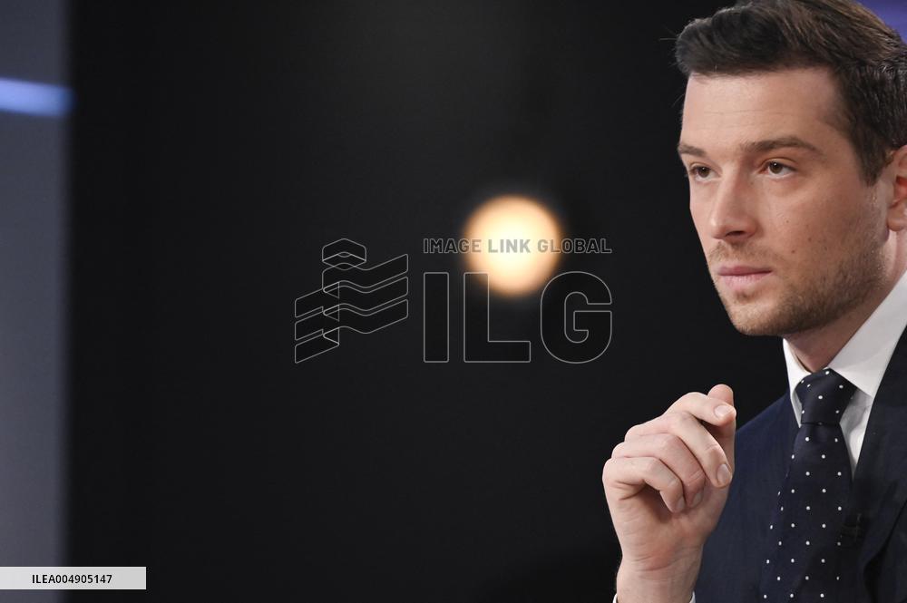 Jordan Bardella On Dimanche En Politique - Paris