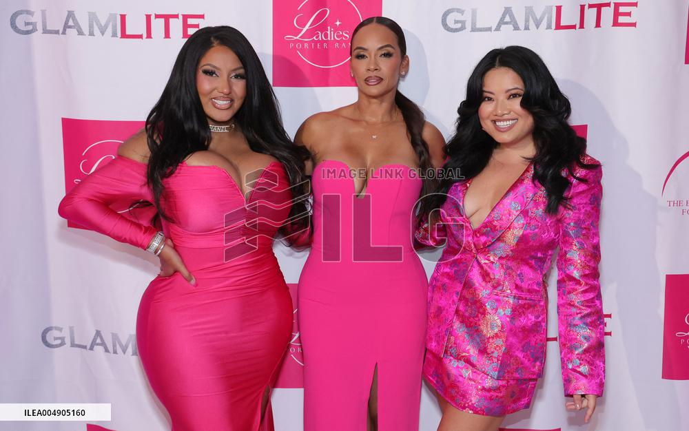 The Ladies of Porter Ranch x Glamlite Holiday Party - US