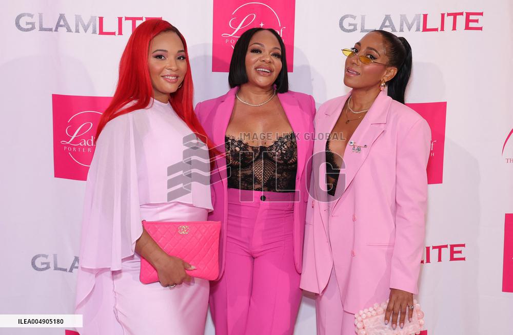 The Ladies of Porter Ranch x Glamlite Holiday Party - US