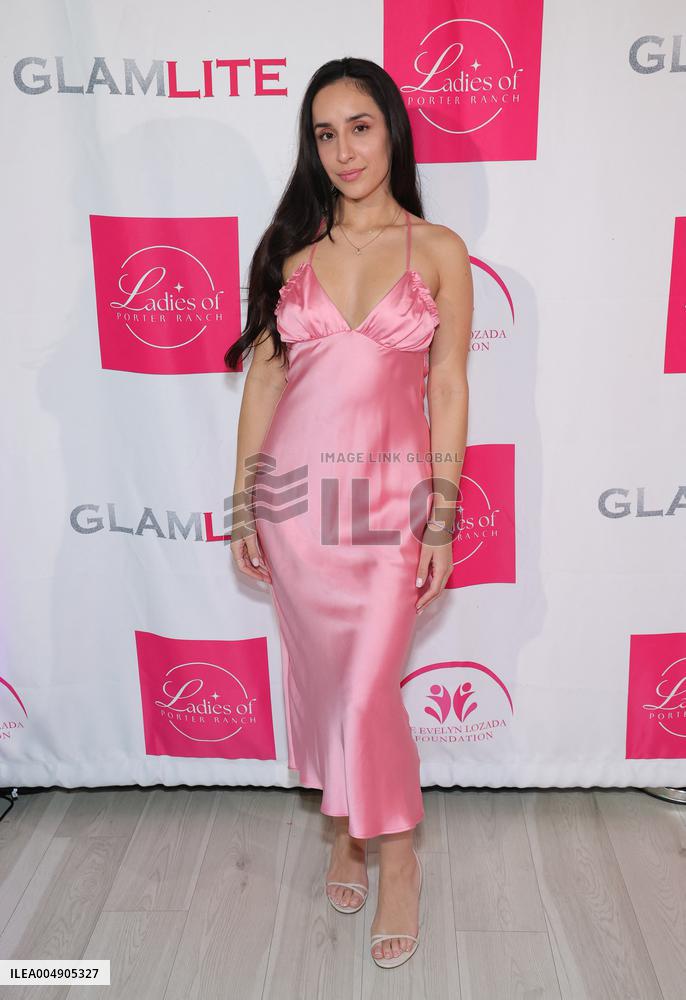 The Ladies of Porter Ranch x Glamlite Holiday Party - US