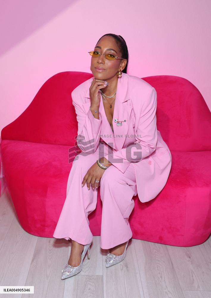 The Ladies of Porter Ranch x Glamlite Holiday Party - US