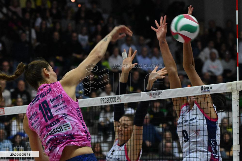 VOLLEY - Serie A1 Femminile - Prosecco Doc A.Carraro Imoco Conegliano vs Savino Del Bene Scandicci