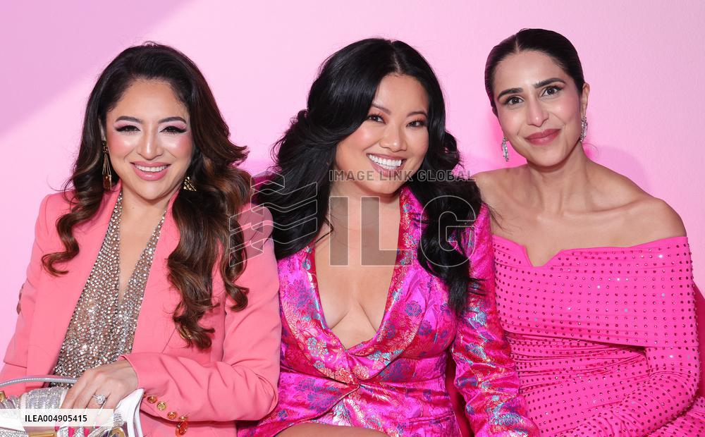 The Ladies of Porter Ranch x Glamlite Holiday Party - US