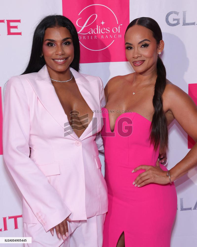 The Ladies of Porter Ranch x Glamlite Holiday Party - US