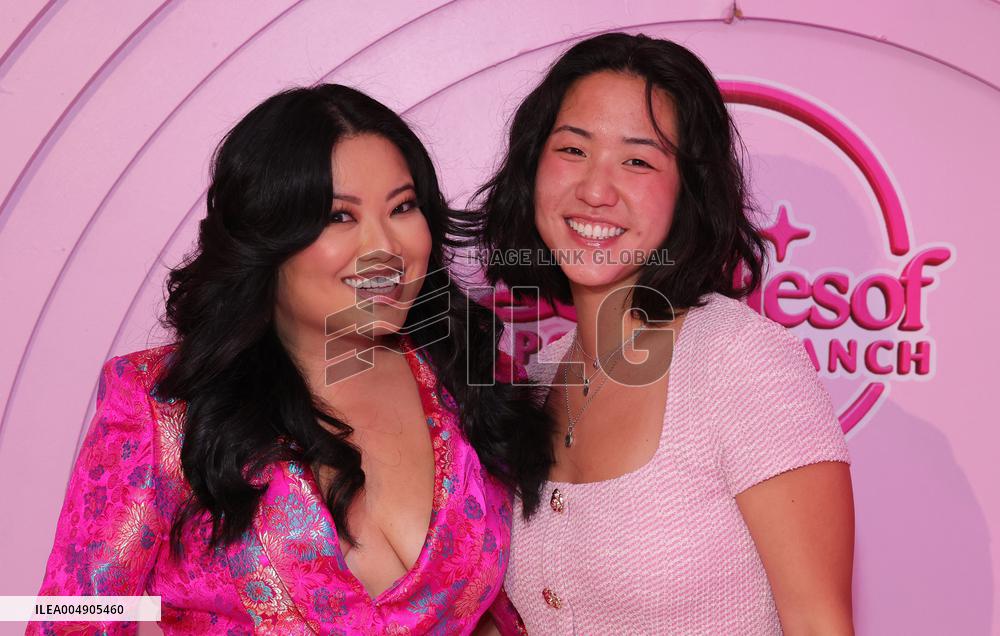 The Ladies of Porter Ranch x Glamlite Holiday Party - US