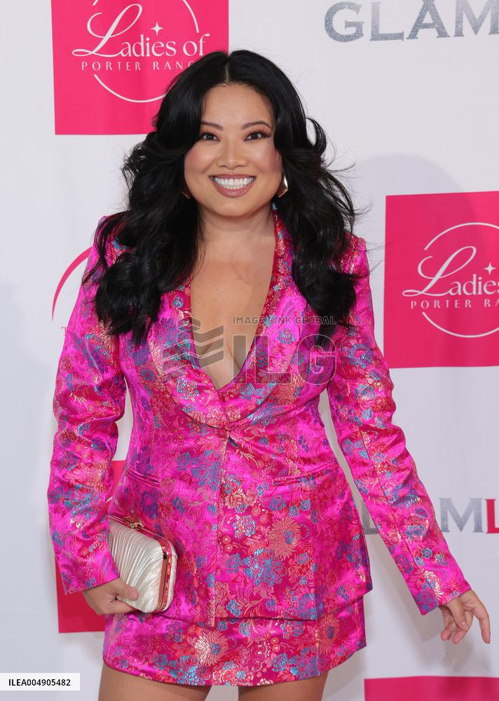 The Ladies of Porter Ranch x Glamlite Holiday Party - US