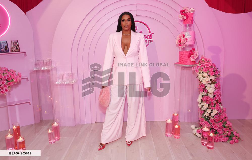 The Ladies of Porter Ranch x Glamlite Holiday Party - US