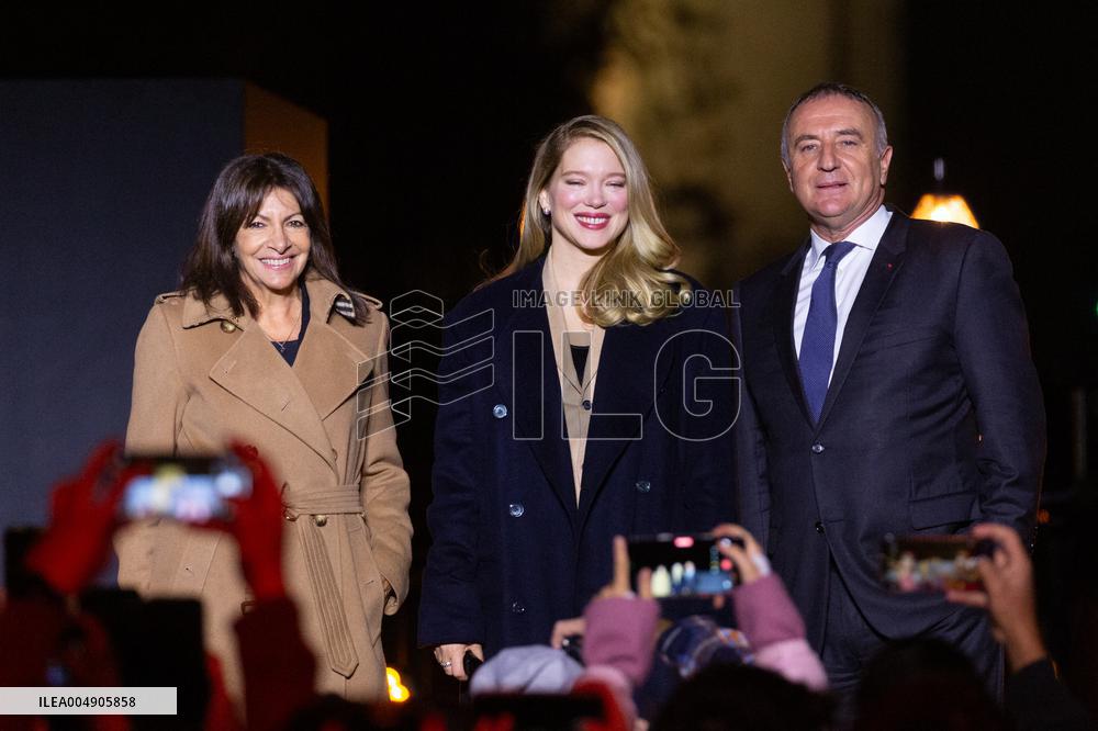 Champs Elysees Launches Christmas Lights NB