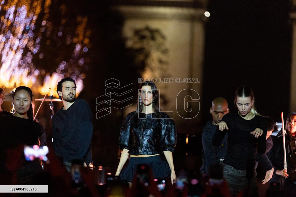 Champs Elysees Launches Christmas Lights NB