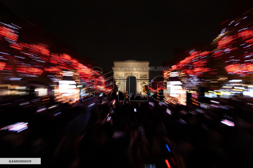 Champs Elysees Launches Christmas Lights NB