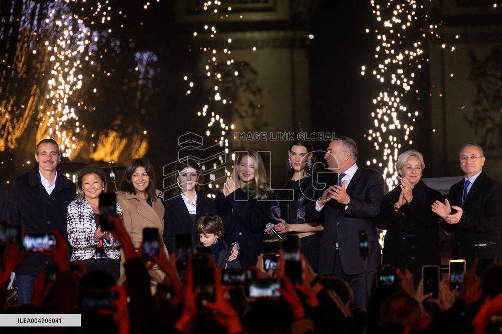 Champs Elysees Launches Christmas Lights NB