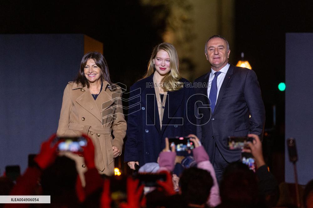 Champs Elysees Launches Christmas Lights NB