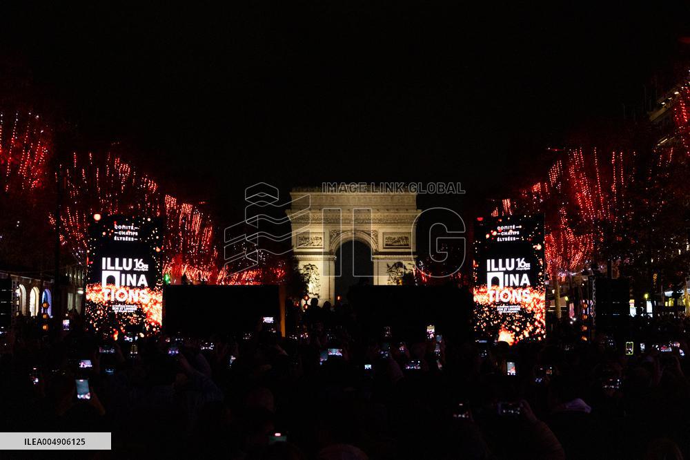 Champs Elysees Launches Christmas Lights NB