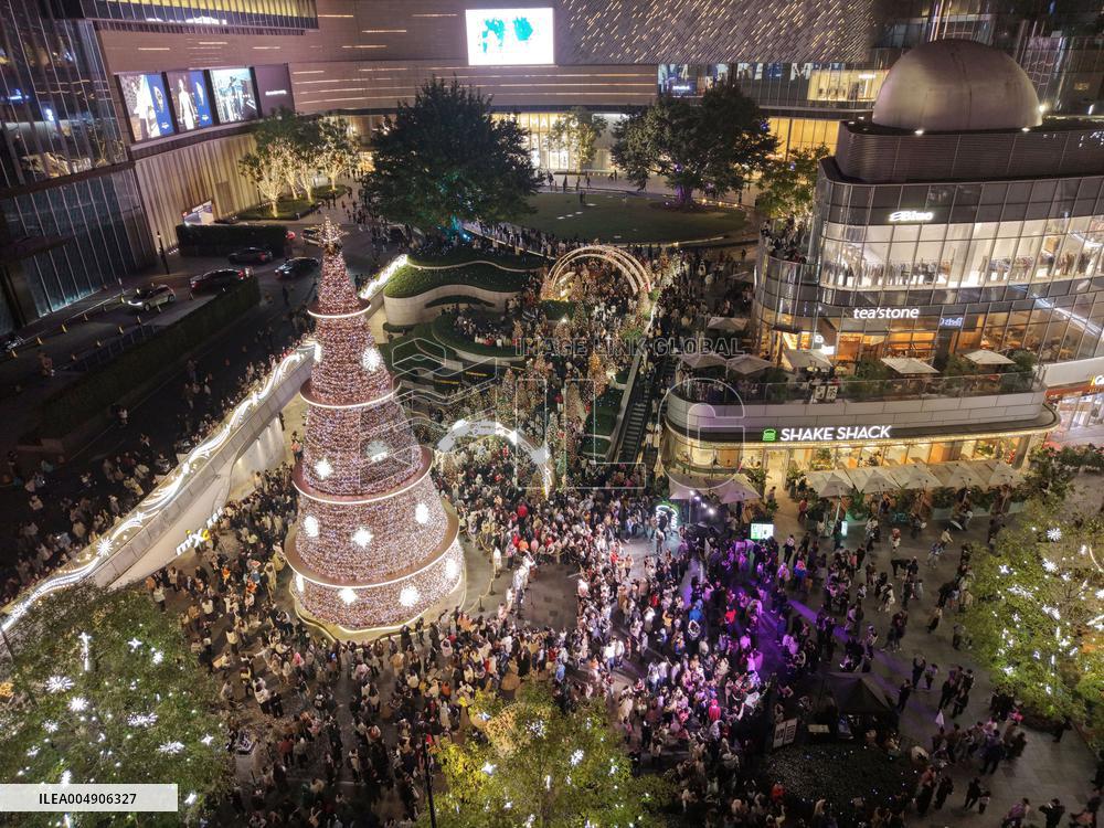 Giant Christmas Tree in Chongqing