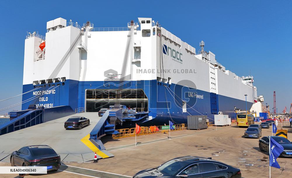 China First International New Standard Car Carrier For Transporting New Energy Vehicles