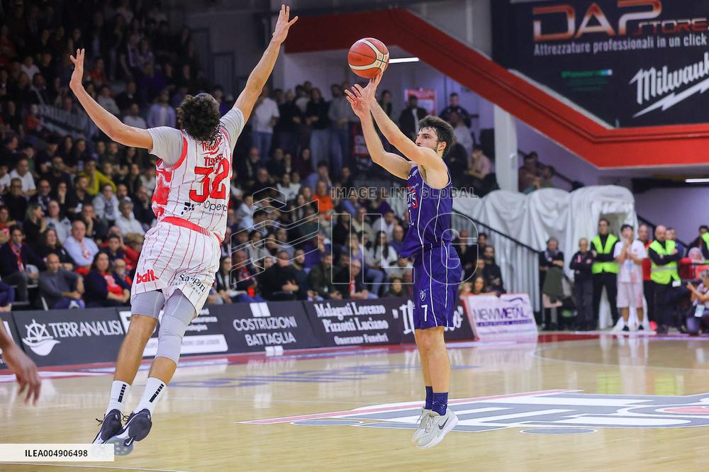 BASKET - Serie A2 - Sella Cento vs Fortitudo Bologna