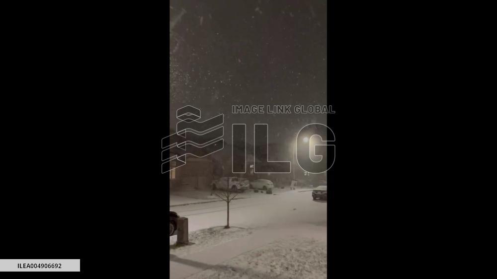 Canada: Lake-Effect Snow Squalls Hit Southern Ontario