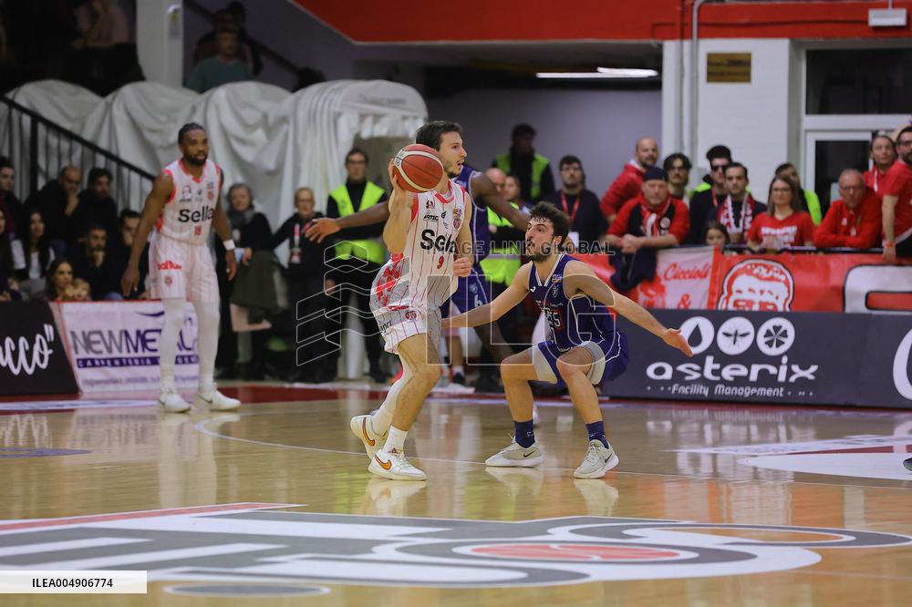 BASKET - Serie A2 - Sella Cento vs Fortitudo Bologna