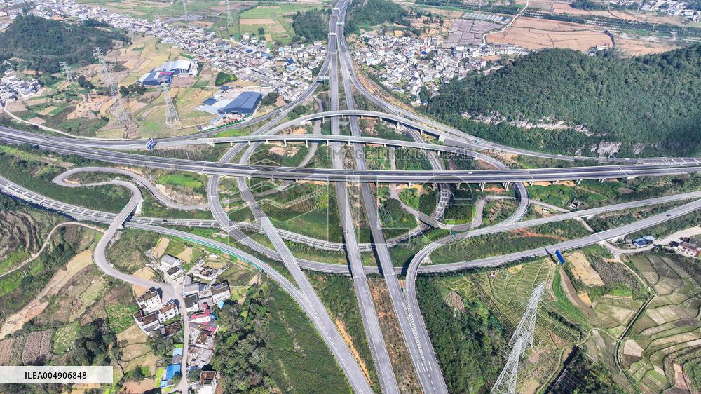 Three-dimensional Transportation Interchange