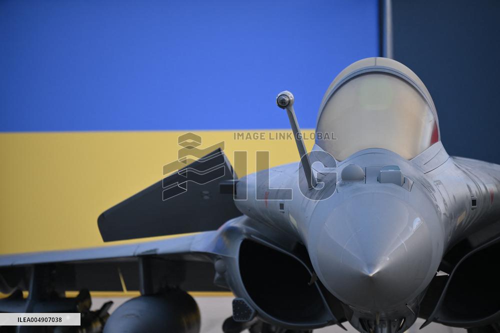 Volodymyr Zelensky Arrival Visit - Villacoublay