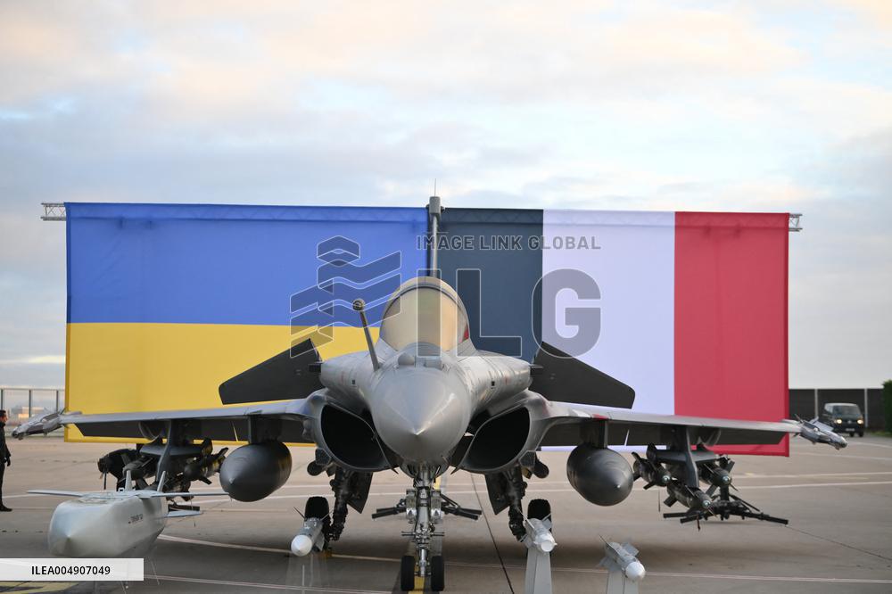 Volodymyr Zelensky Arrival Visit - Villacoublay