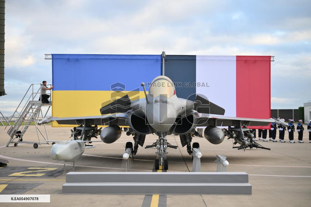 Volodymyr Zelensky Arrival Visit - Villacoublay