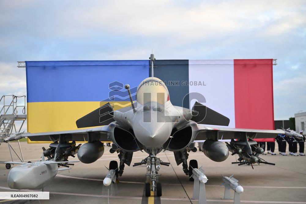 Volodymyr Zelensky Arrival Visit - Villacoublay