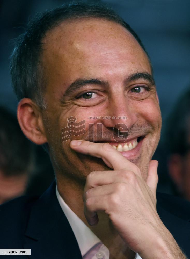 Meeting Of Bernard Cazeneuve For 2027 Presidential Election - Cergy-Pontoise