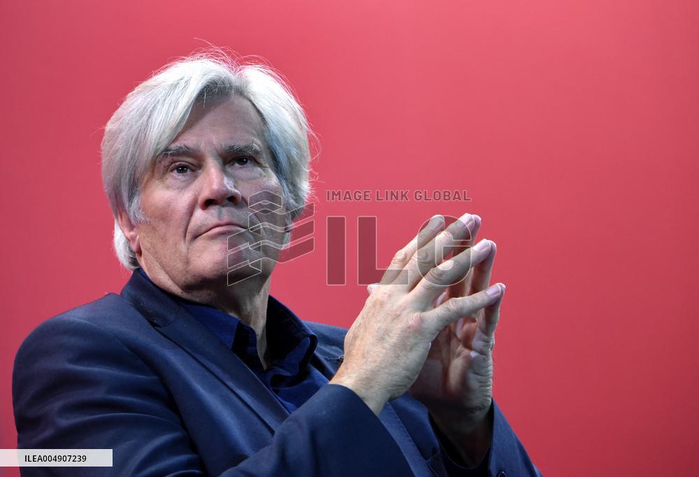 Meeting Of Bernard Cazeneuve For 2027 Presidential Election - Cergy-Pontoise