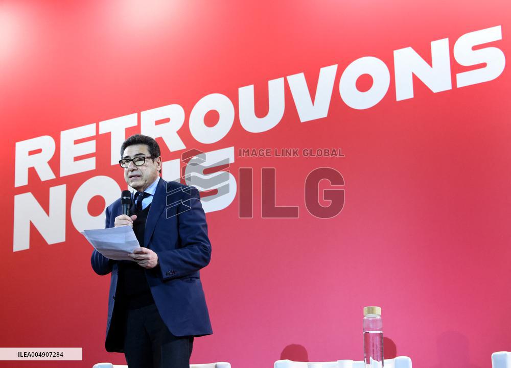 Meeting Of Bernard Cazeneuve For 2027 Presidential Election - Cergy-Pontoise