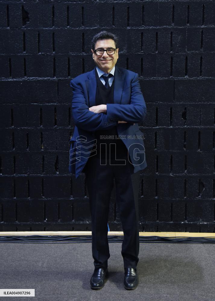 Meeting Of Bernard Cazeneuve For 2027 Presidential Election - Cergy-Pontoise