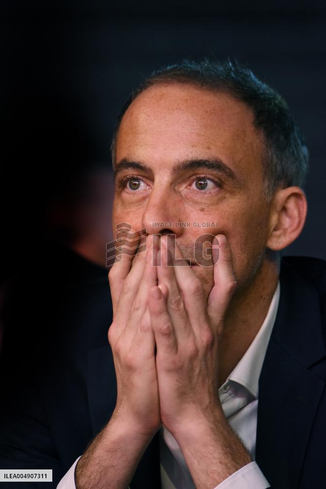 Meeting Of Bernard Cazeneuve For 2027 Presidential Election - Cergy-Pontoise