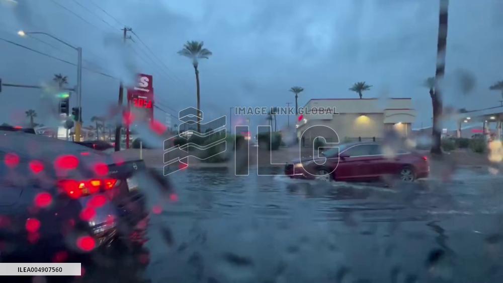 US: Storm Triggers Localized Flooding in Southern Nevada 2