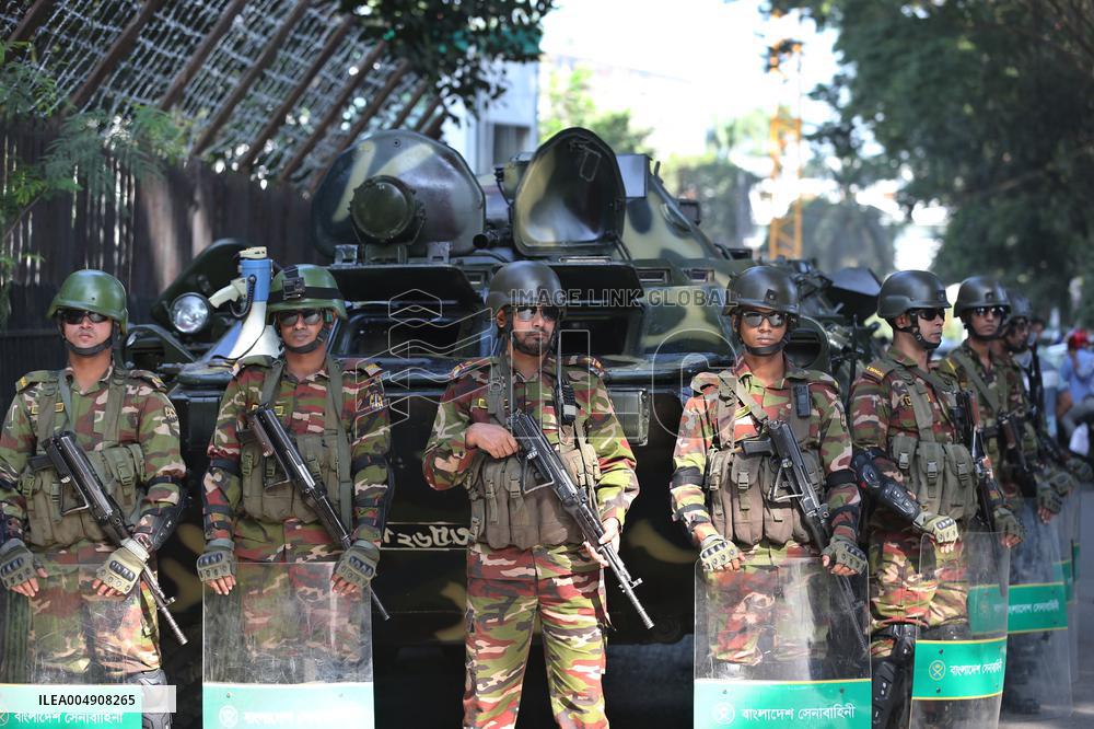 Clashes Outside the International Criminal Court - Dhaka
