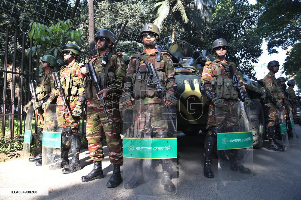Clashes Outside the International Criminal Court - Dhaka