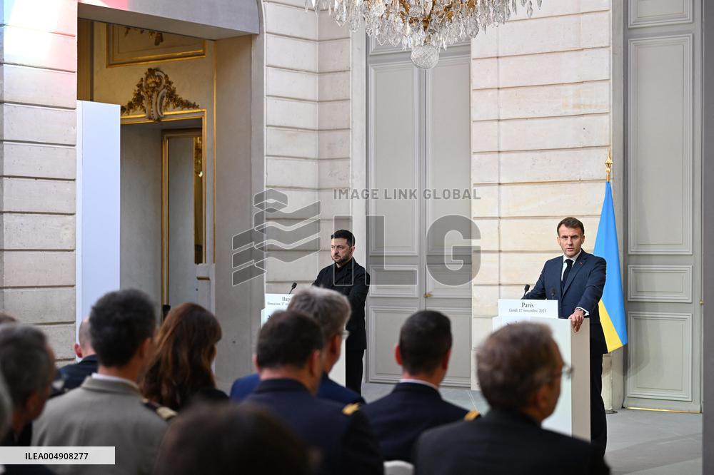 Emmanuel Macron Meets Volodymyr Zelensky - Press Conference