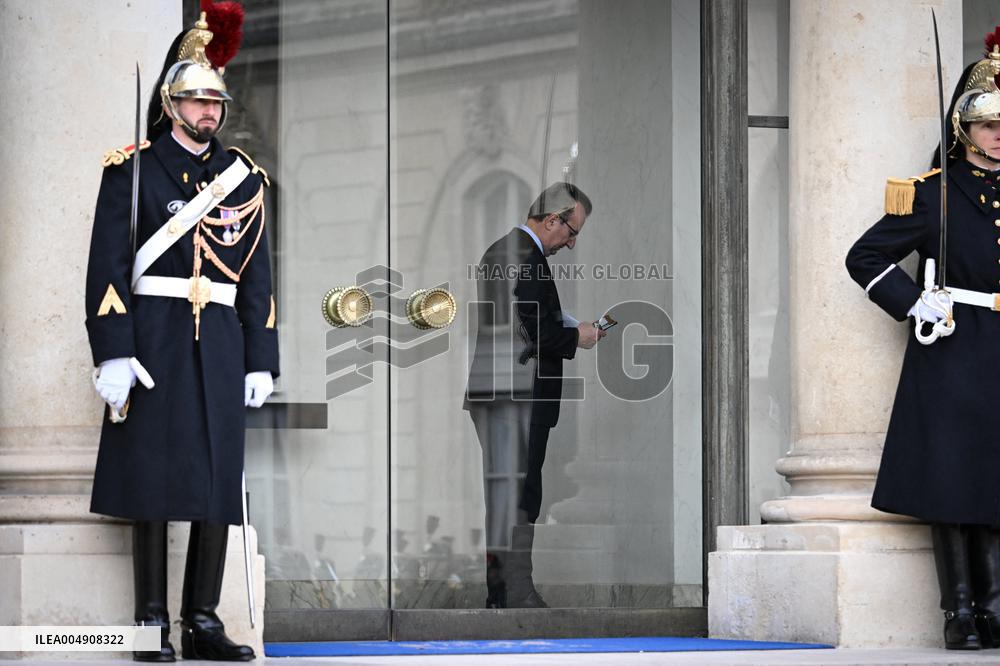 Volodymyr Zelensky Arrives at the Elysee Palace - Paris