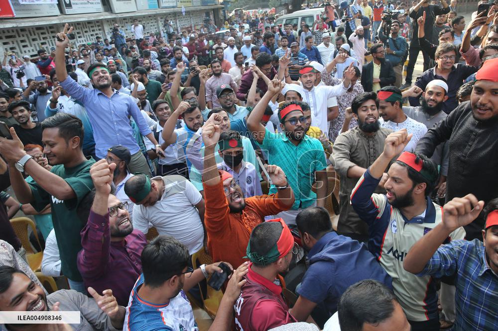 Clashes Outside the International Criminal Court - Dhaka