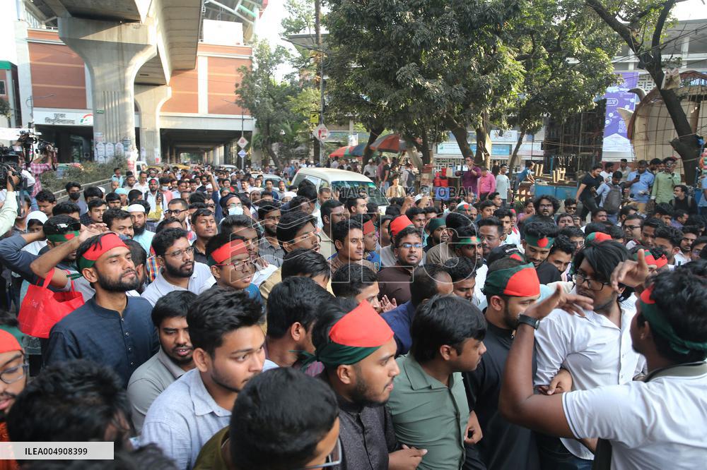 Clashes Outside the International Criminal Court - Dhaka