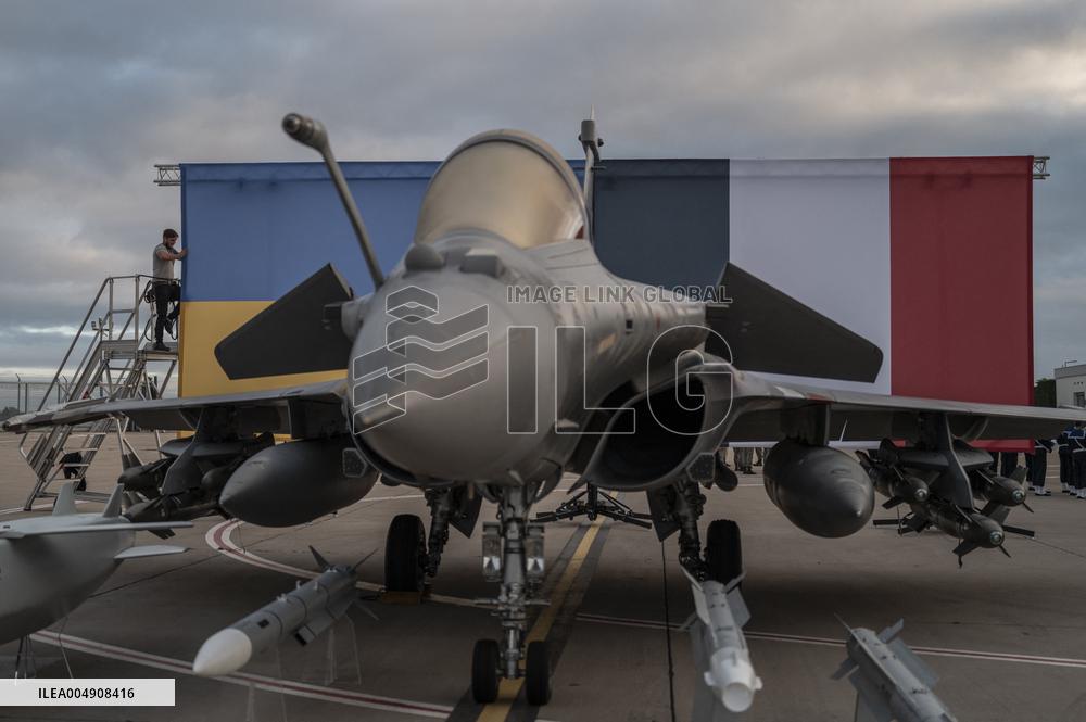 Volodymyr Zelensky Arrival Visit - Villacoublay