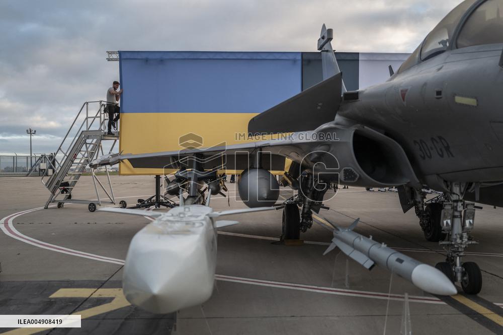 Volodymyr Zelensky Arrival Visit - Villacoublay
