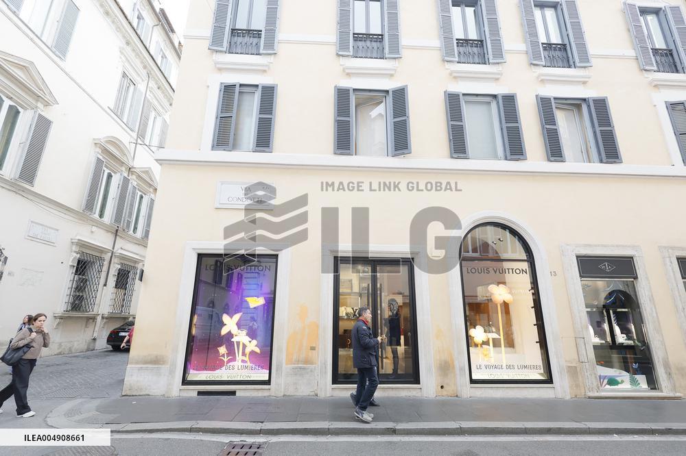 Burglary at Louis Vuitton Headquarters - Rome