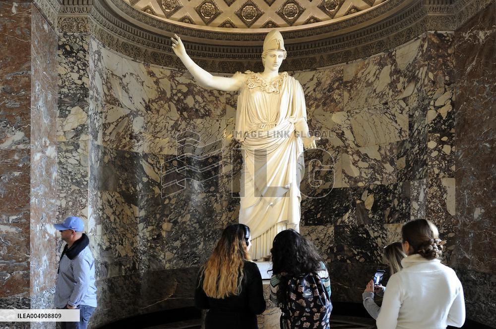 Illustration - Louvre Museum