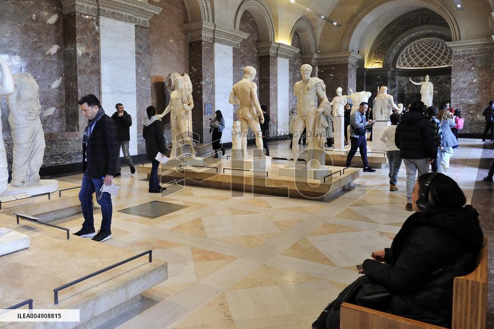 Illustration - Louvre Museum