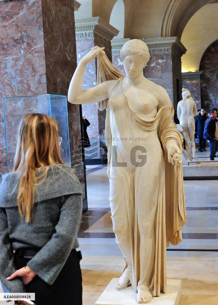 Illustration - Louvre Museum