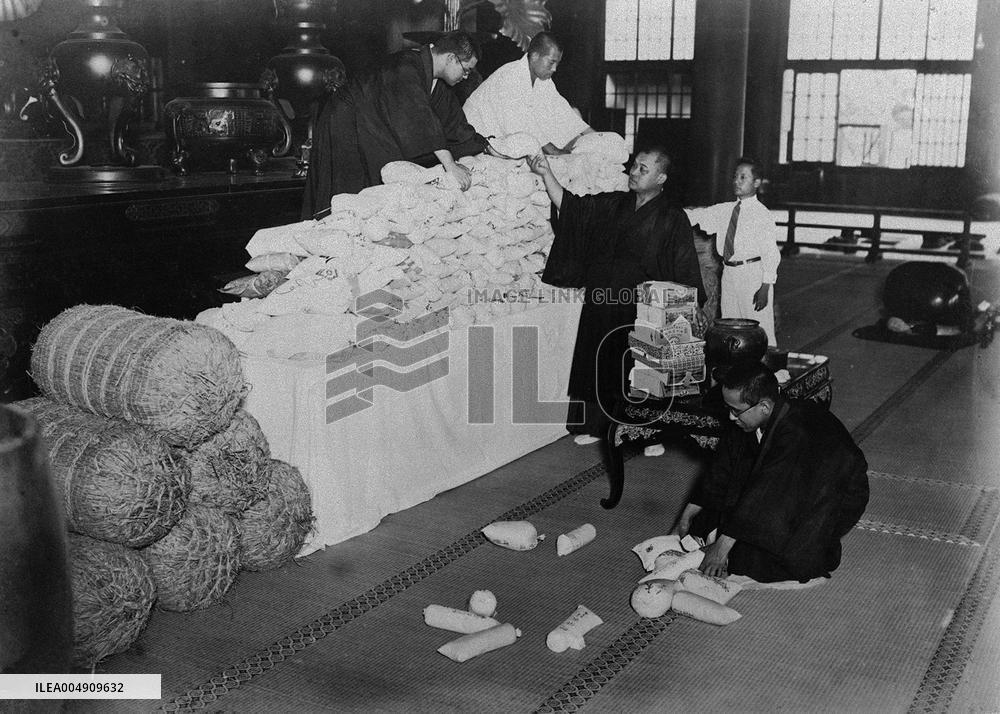 Rice for undernourished children in Tokyo
