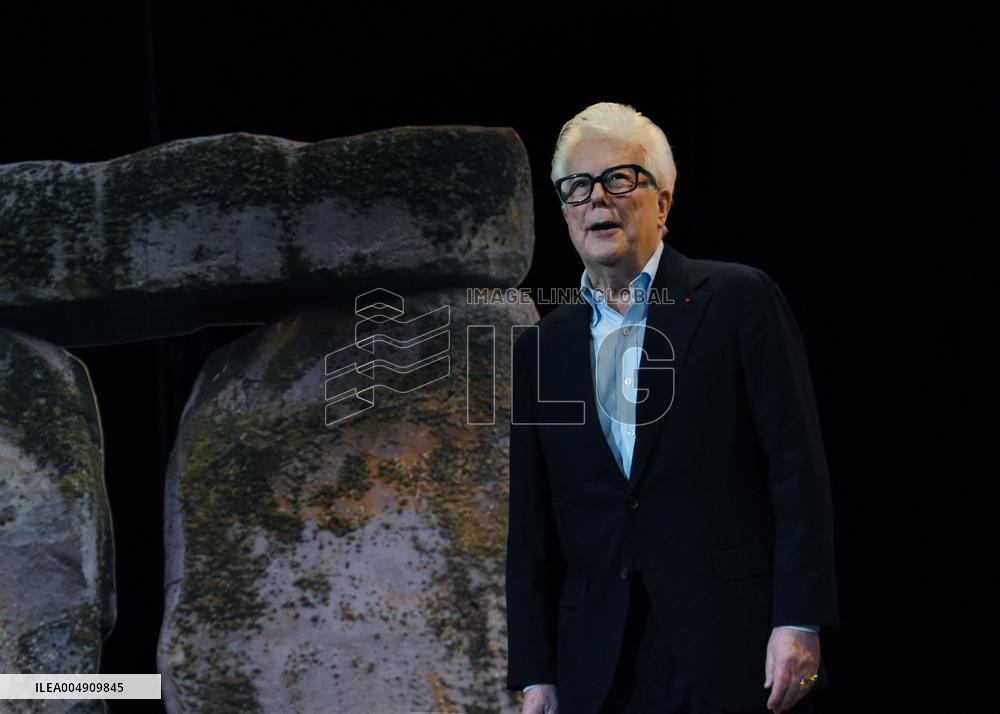 Ken Follett At Public Interview - Paris
