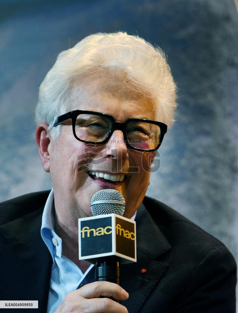 Ken Follett At Public Interview - Paris