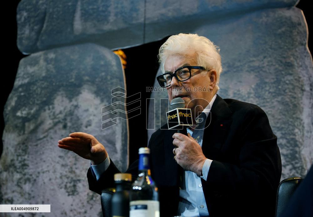 Ken Follett At Public Interview - Paris