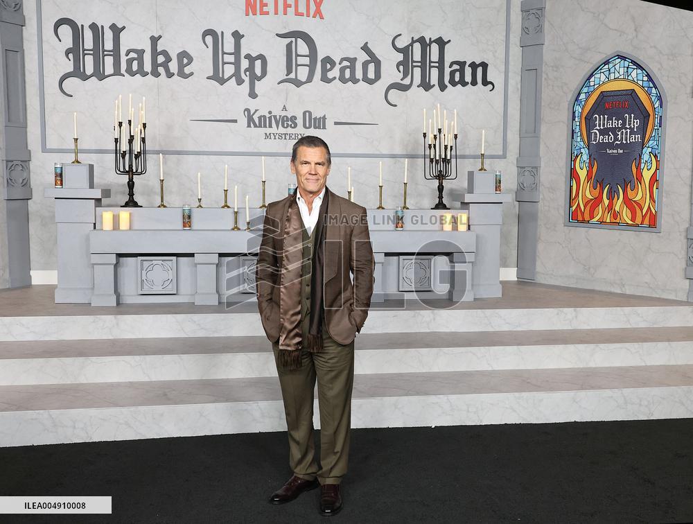 Wake Up Dead Man A Knives Out Mystery Premiere - LA